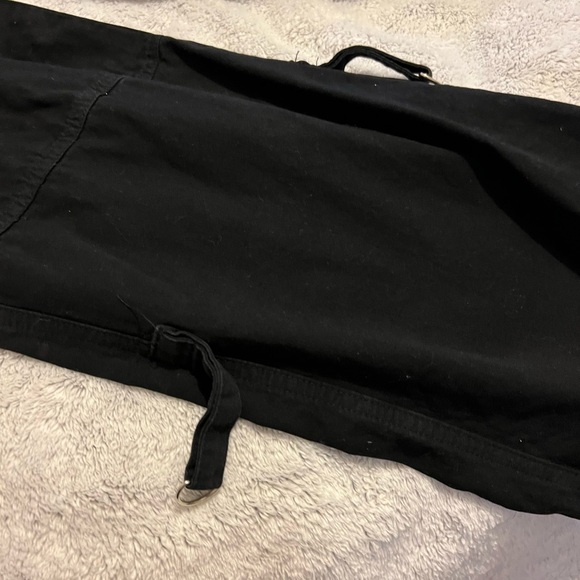 Amazon Black Cargo Pants for Women - Picture 6 of 9